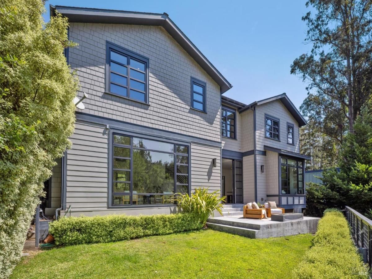 MLS #325078771 img 0