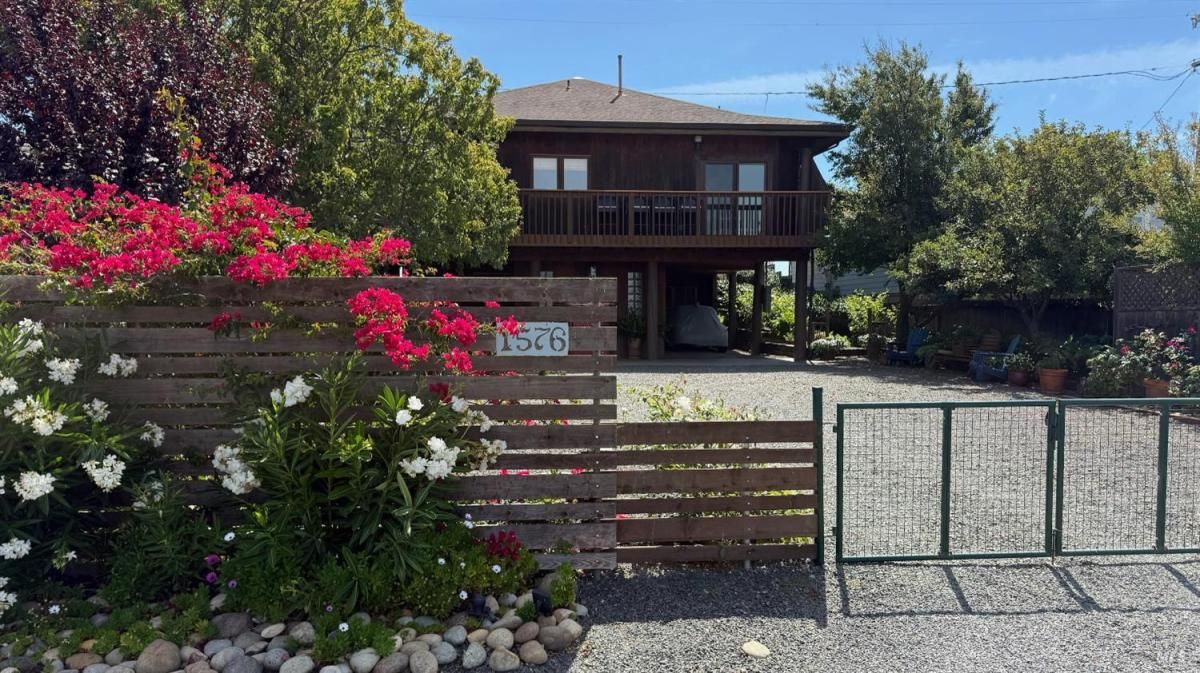 MLS #325078788 img 0