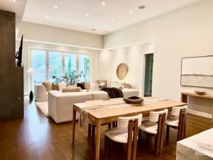 MLS #325078920 img 0