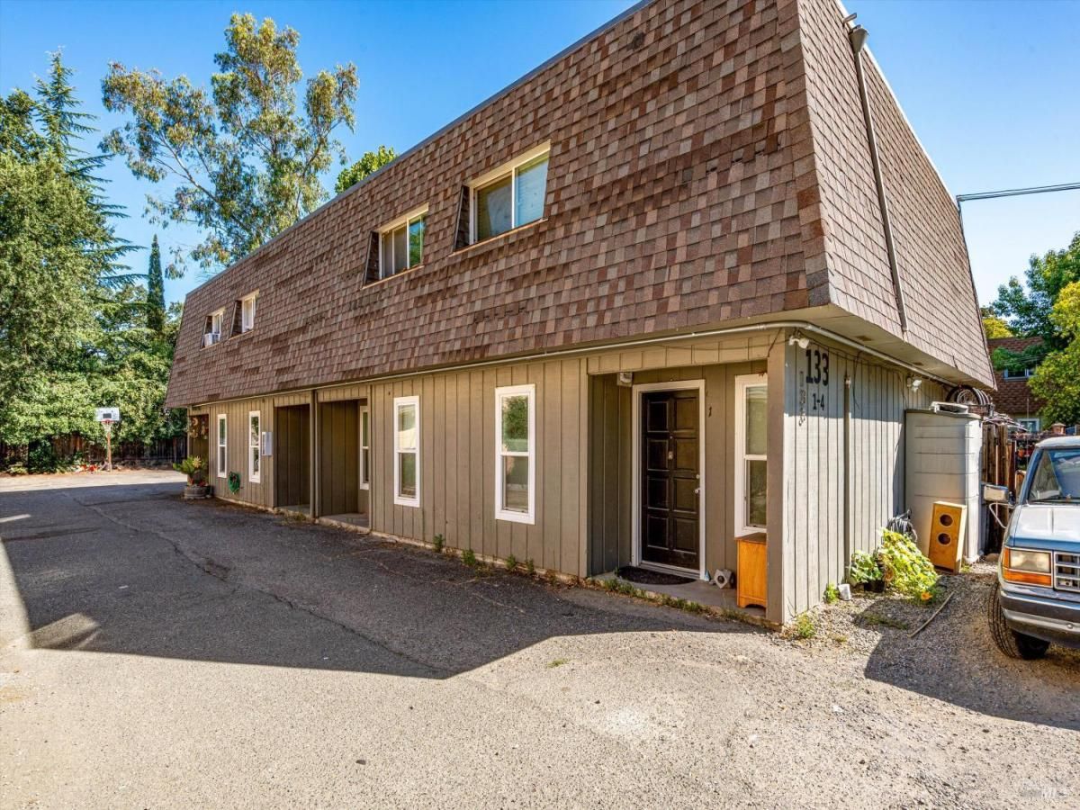 MLS #325079441 img 0