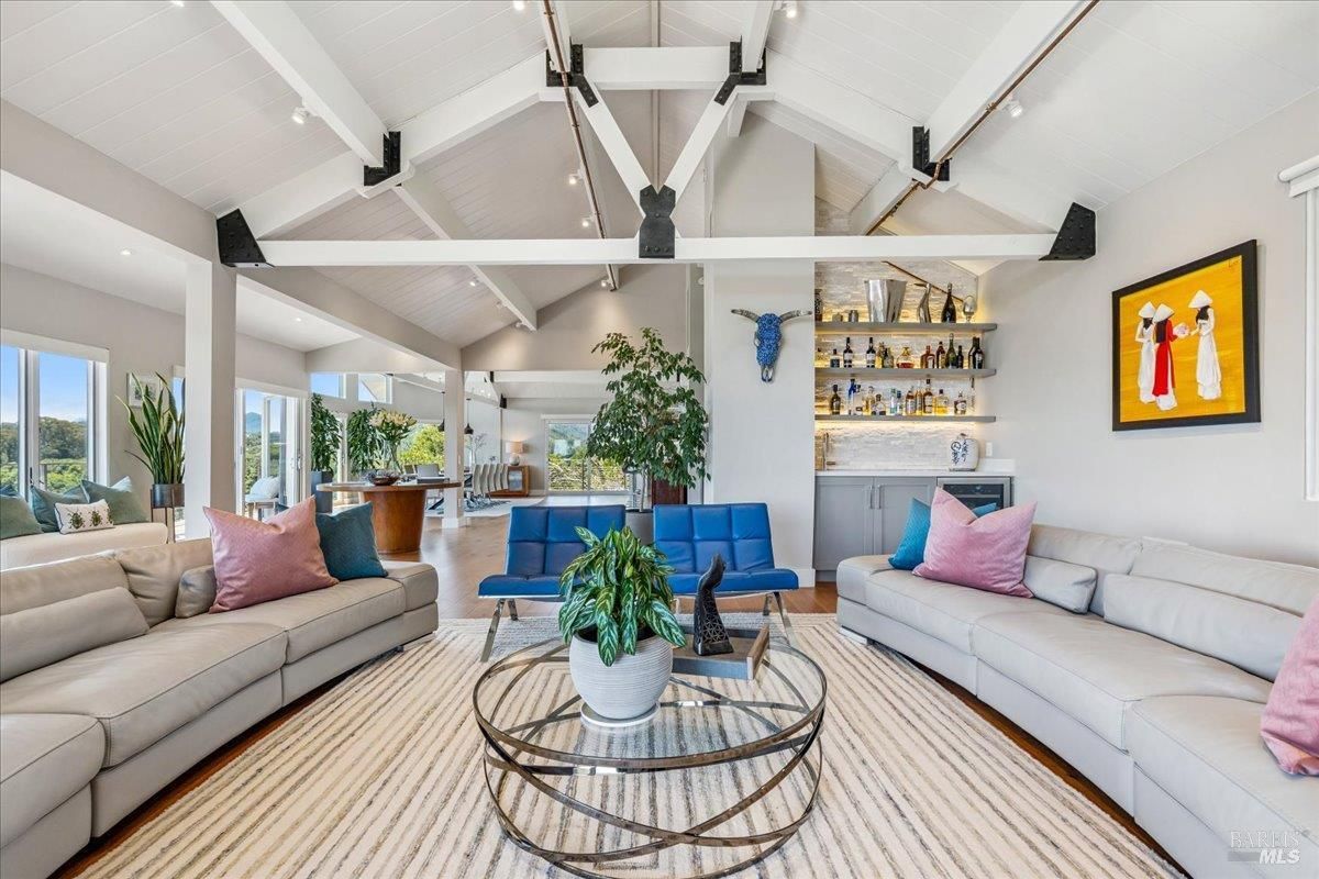 MLS #325079482 img 0