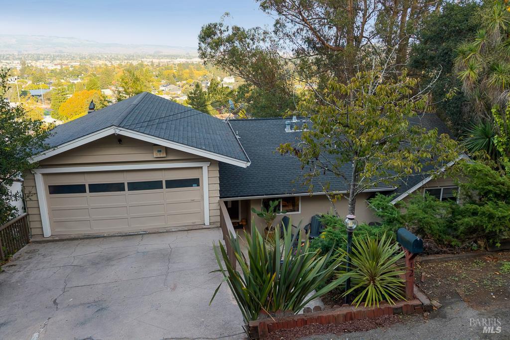 MLS #325079662 img 0