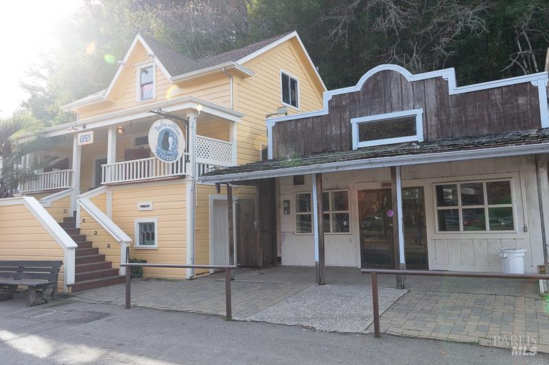 MLS #325080656 img 0