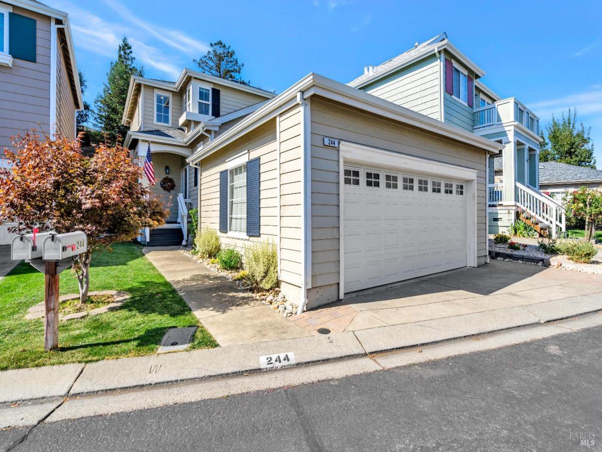 MLS #325081119 img 0