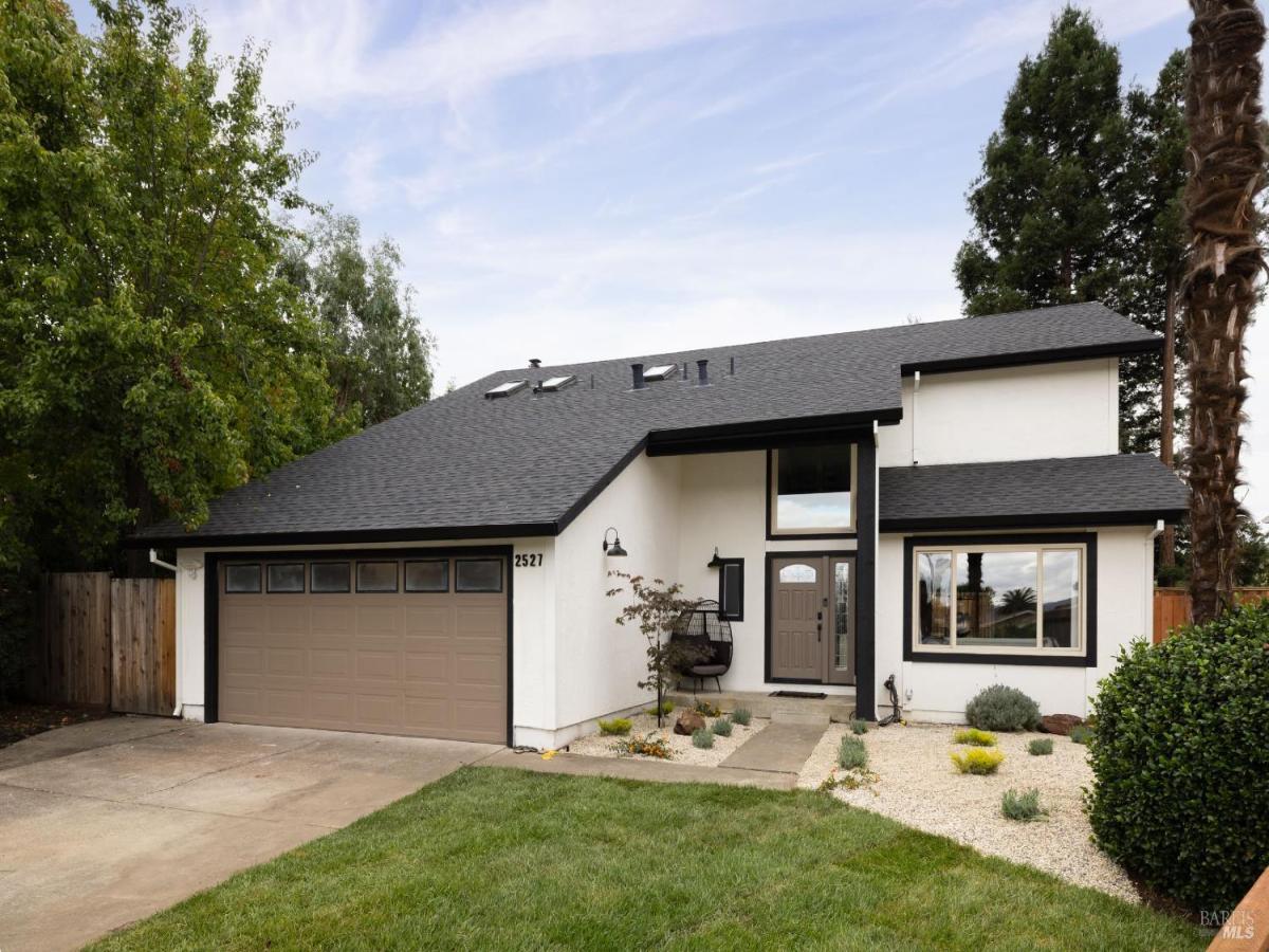 MLS #325081472 img 0