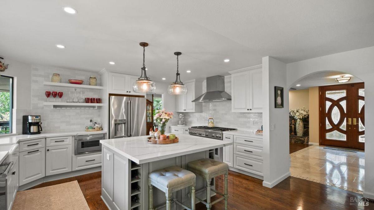 MLS #325081509 img 0