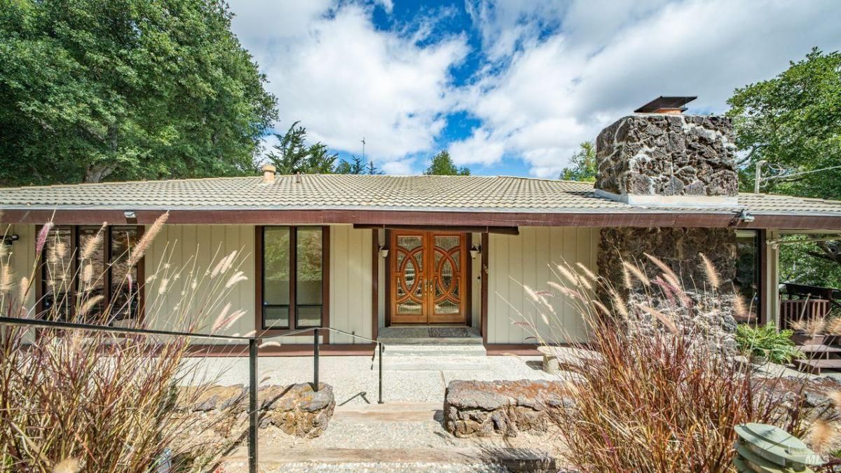 MLS #325081509 img 0