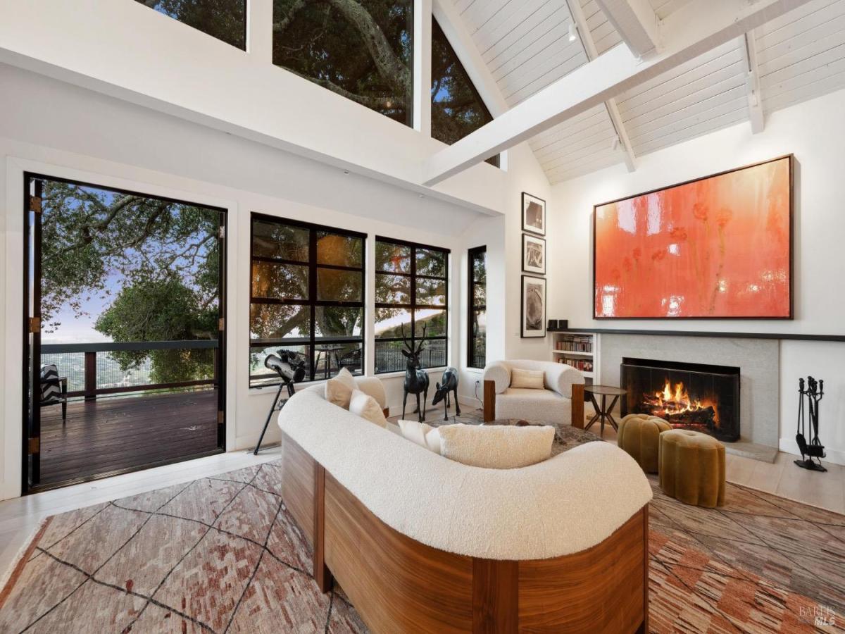 MLS #325081893 img 0