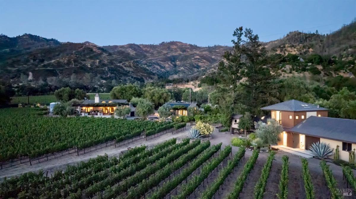 MLS #325082476 img 0