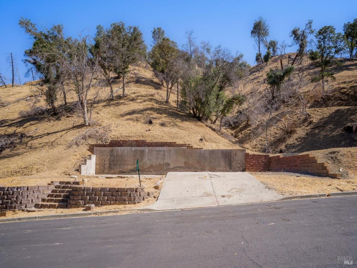 MLS #325082740 img 0