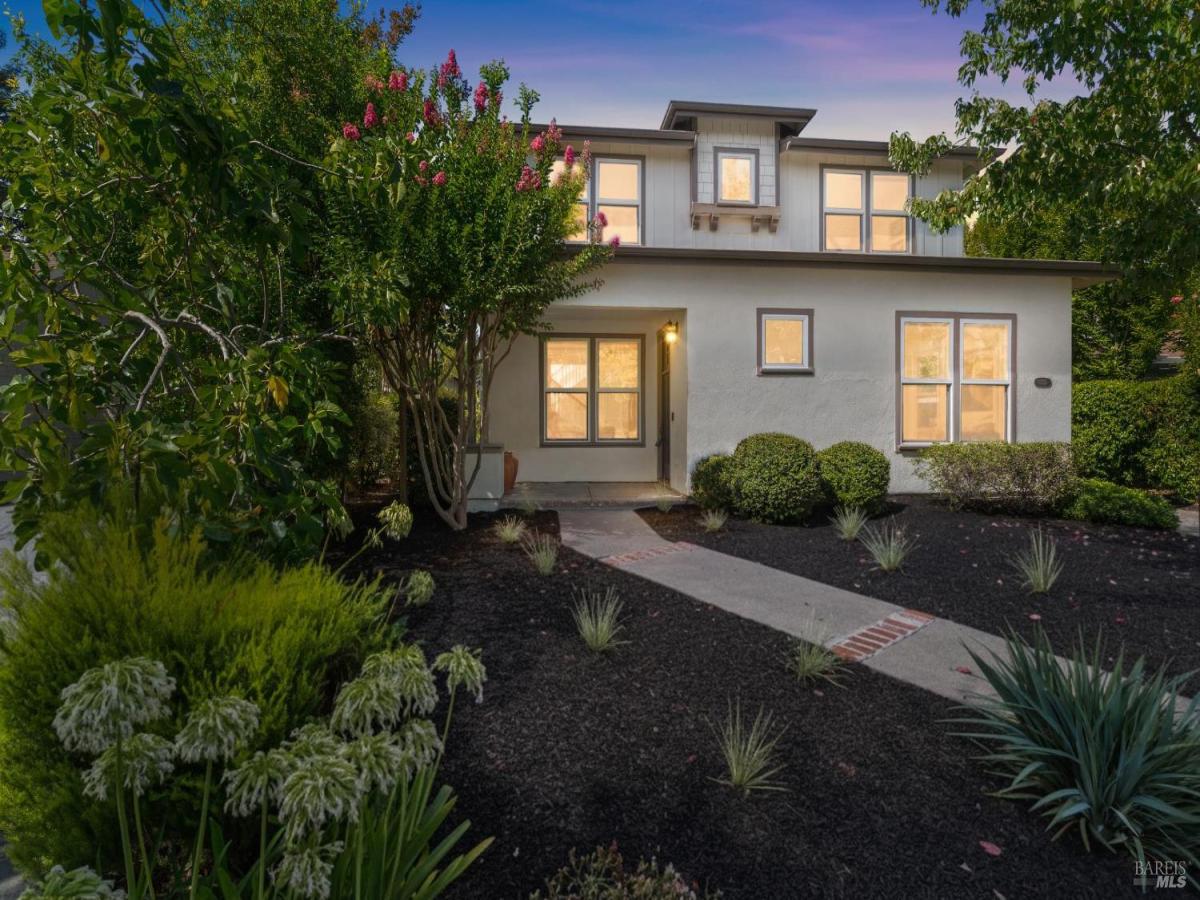 MLS #325082795 img 0