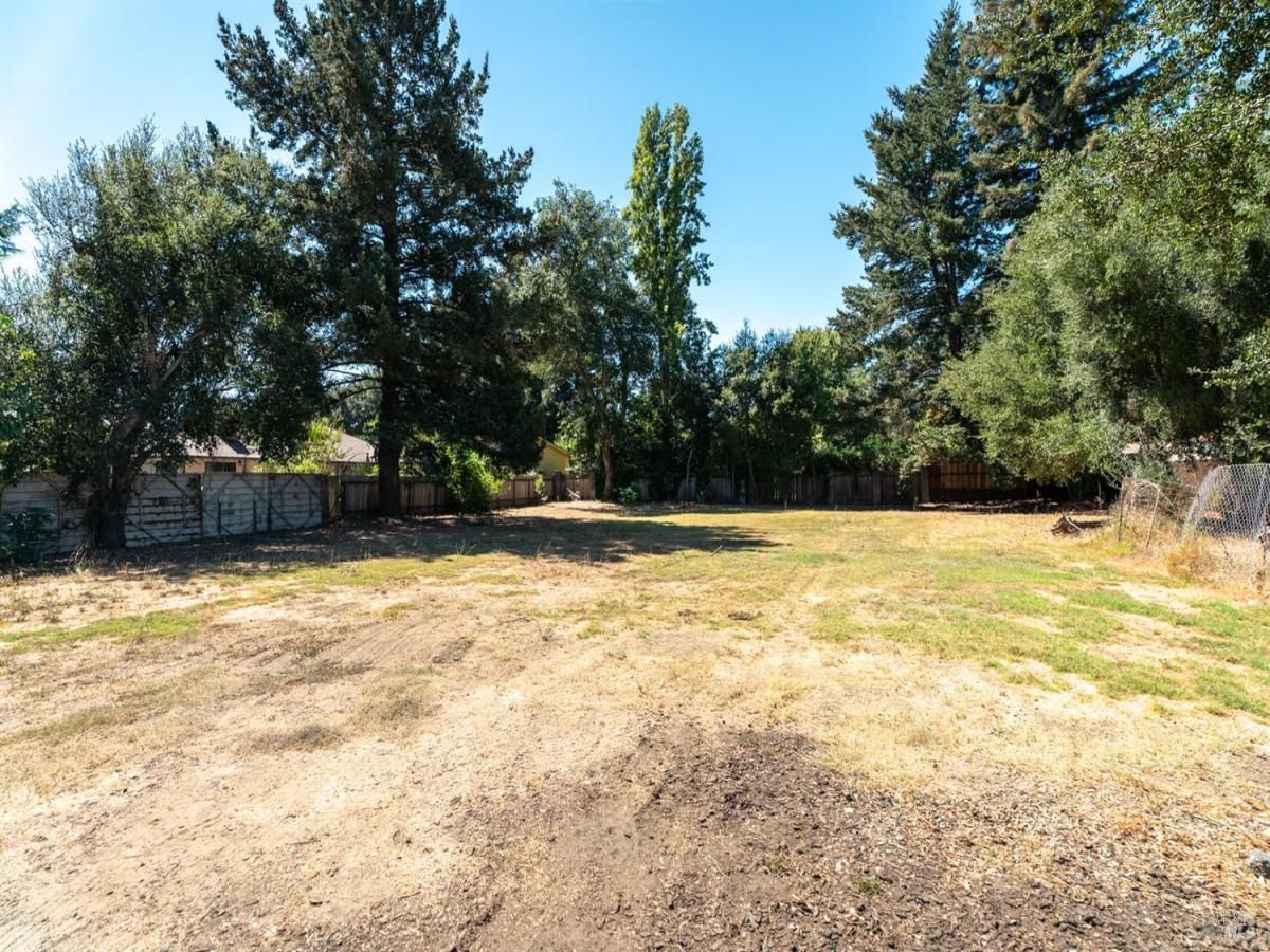 MLS #325083464 img 0