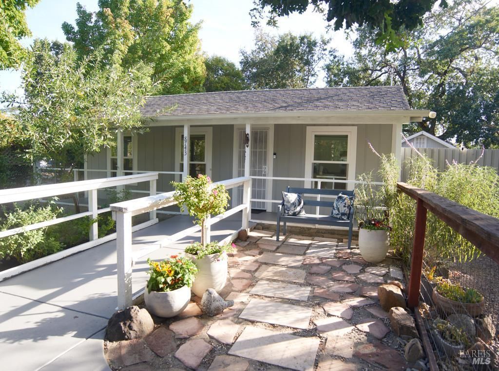 MLS #325083741 img 0