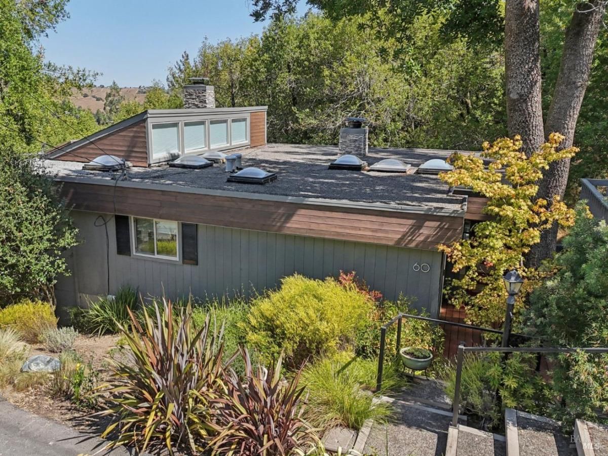 MLS #325083825 img 0