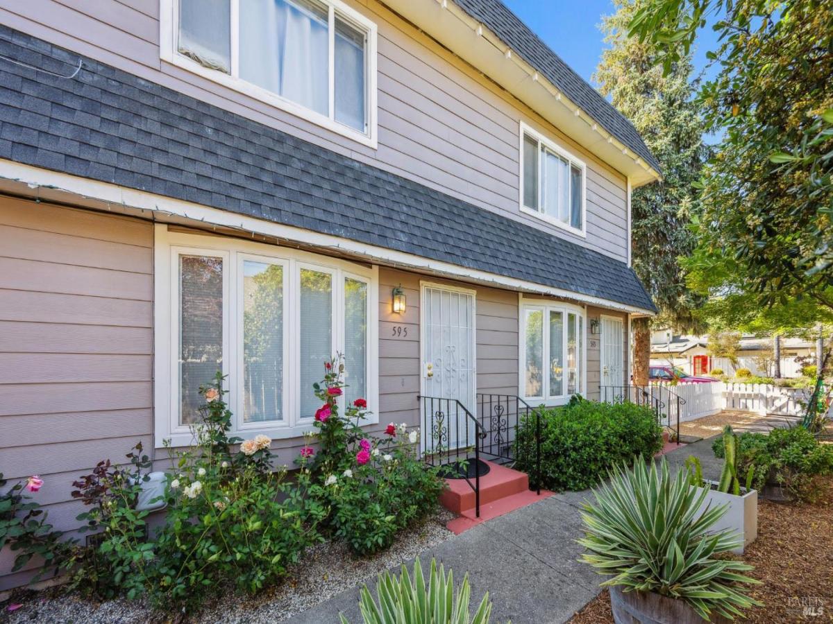 MLS #325084244 img 0