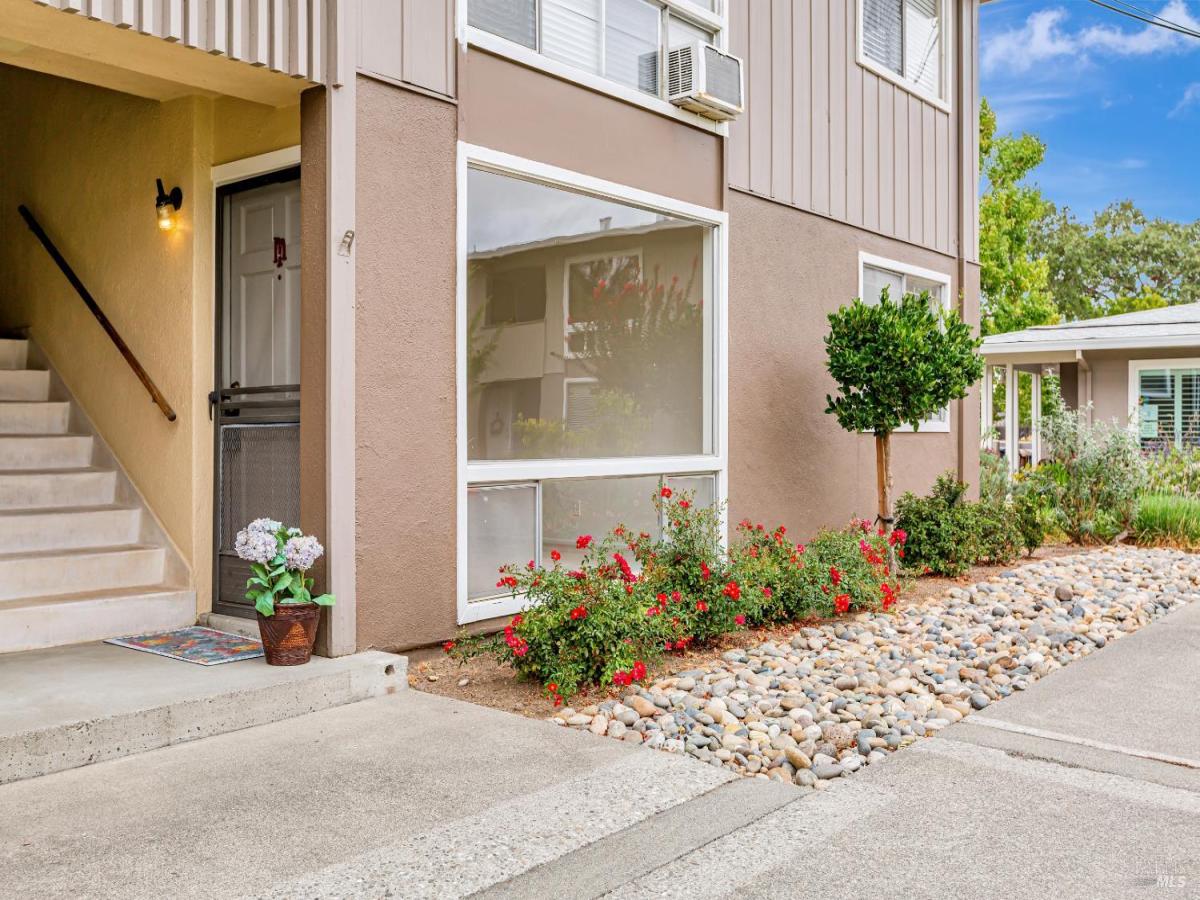 MLS #325084700 img 0