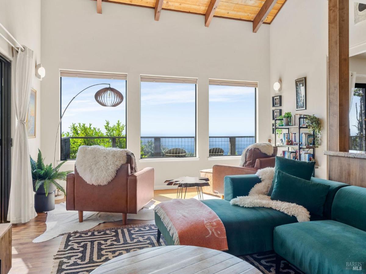 MLS #325084829 img 0