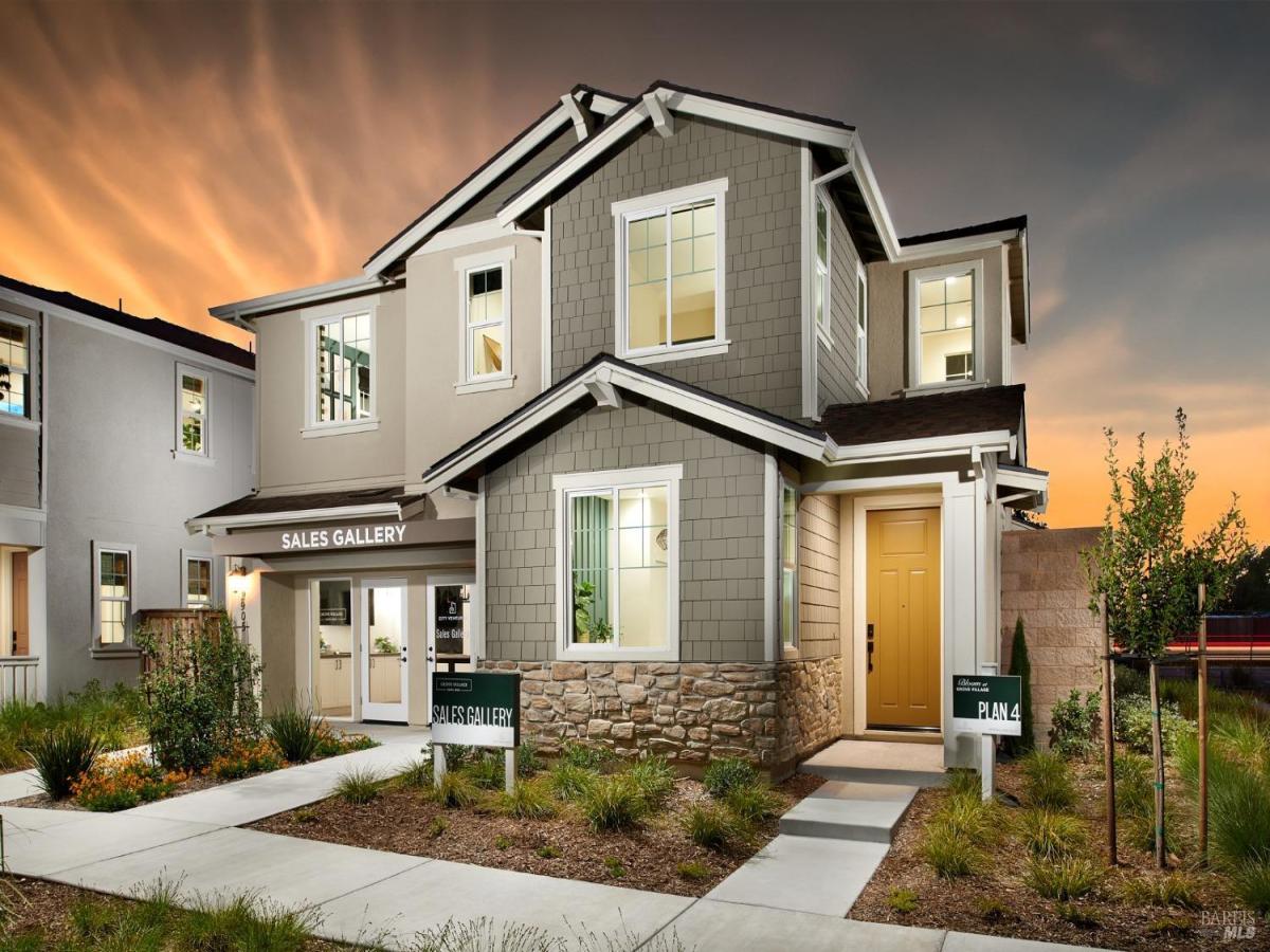 MLS #325085050 img 0