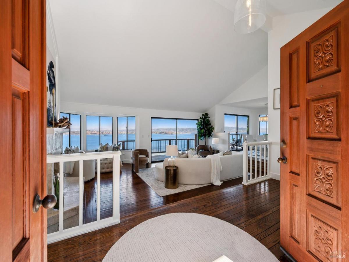 MLS #325086046 img 0