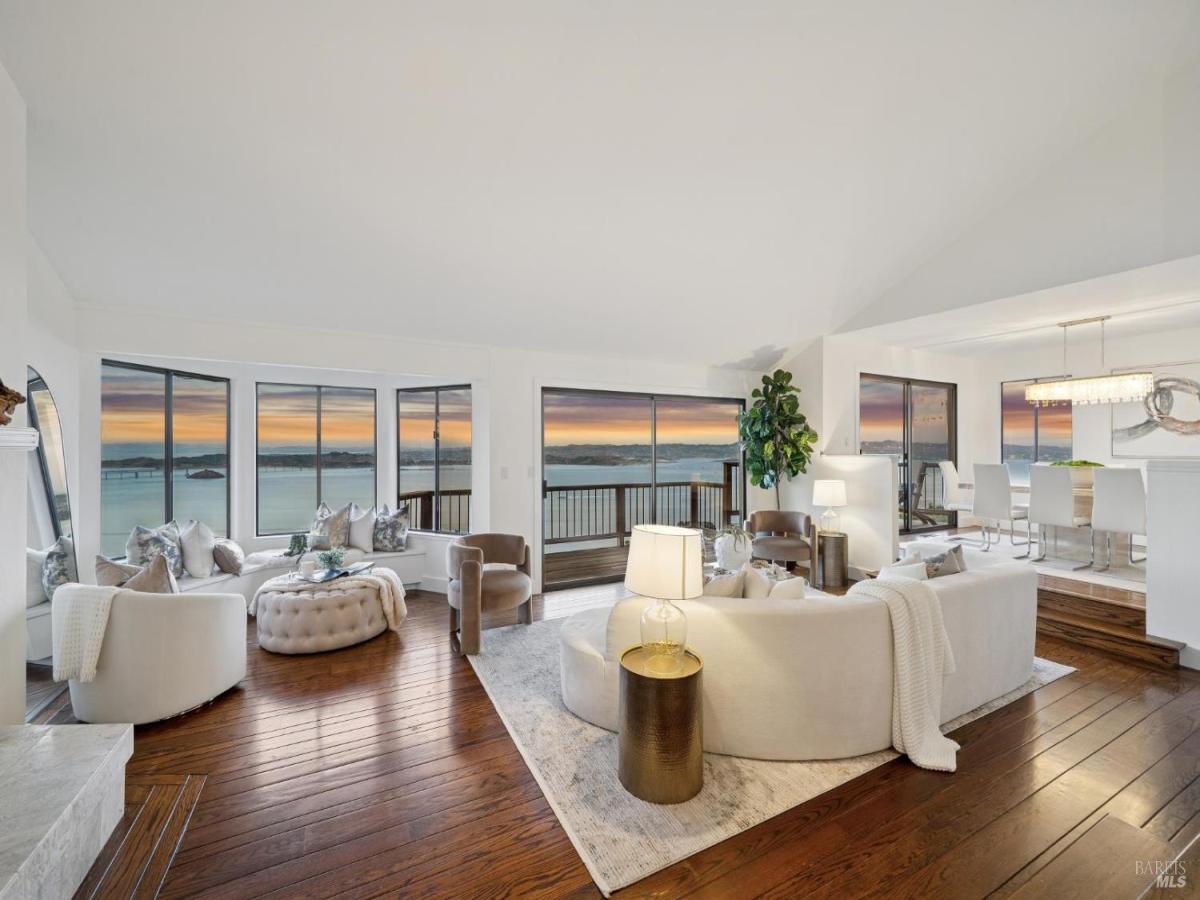 MLS #325086046 img 0