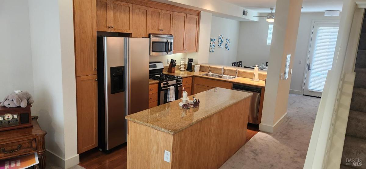 MLS #325086074 img 0