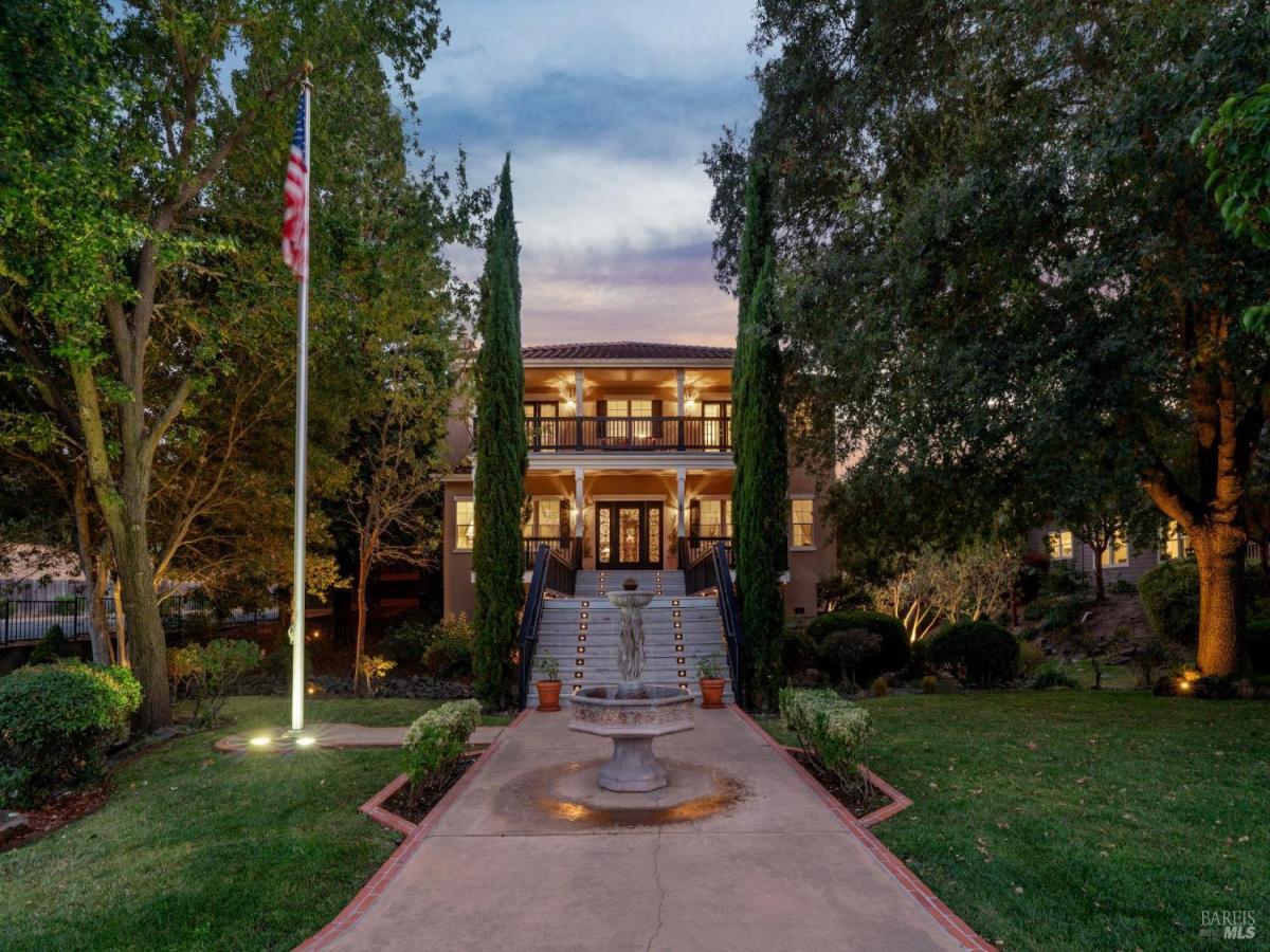 MLS #325086314 img 0