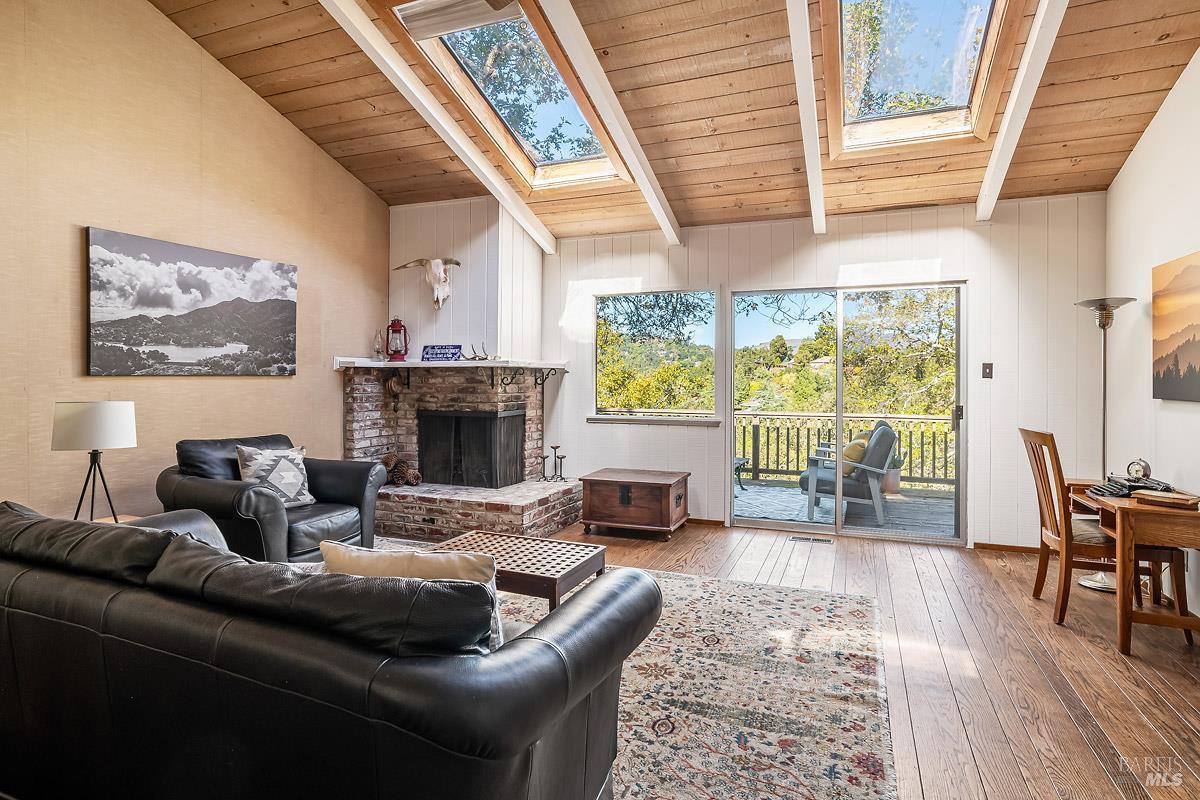 MLS #325086366 img 0