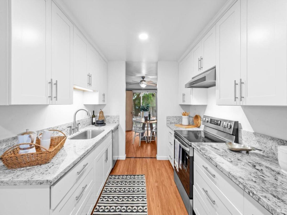 MLS #325086712 img 0