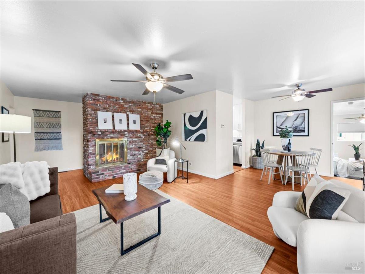 MLS #325086712 img 0