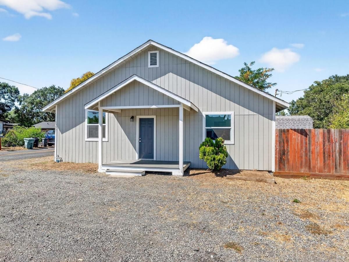 MLS #325086967 img 0