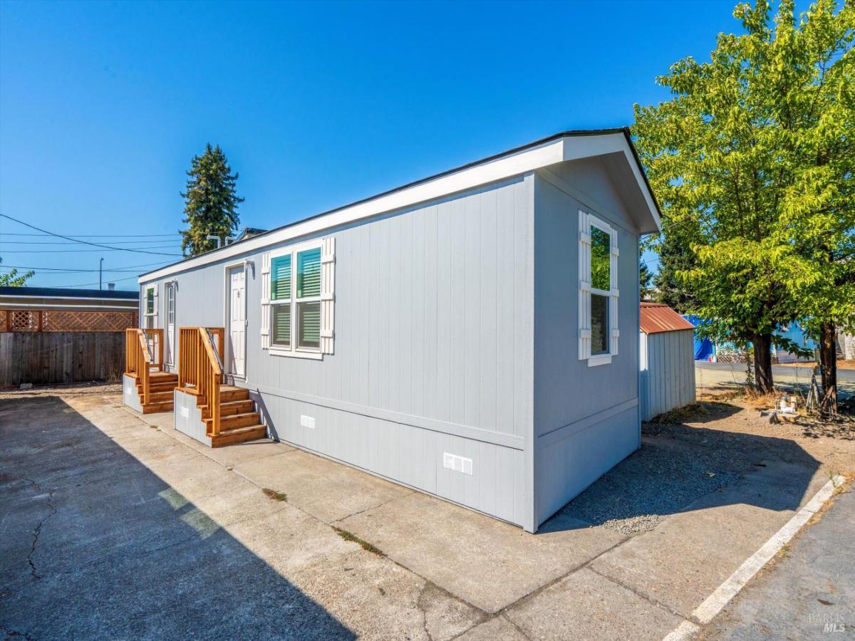 MLS #325087152 img 0