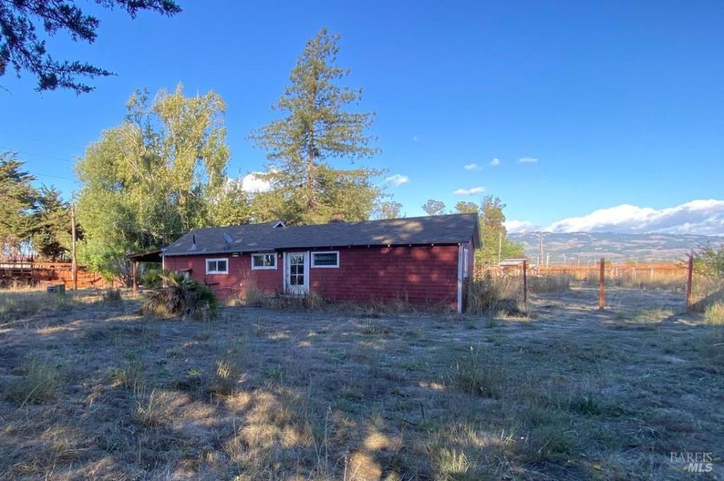 MLS #325087689 img 0