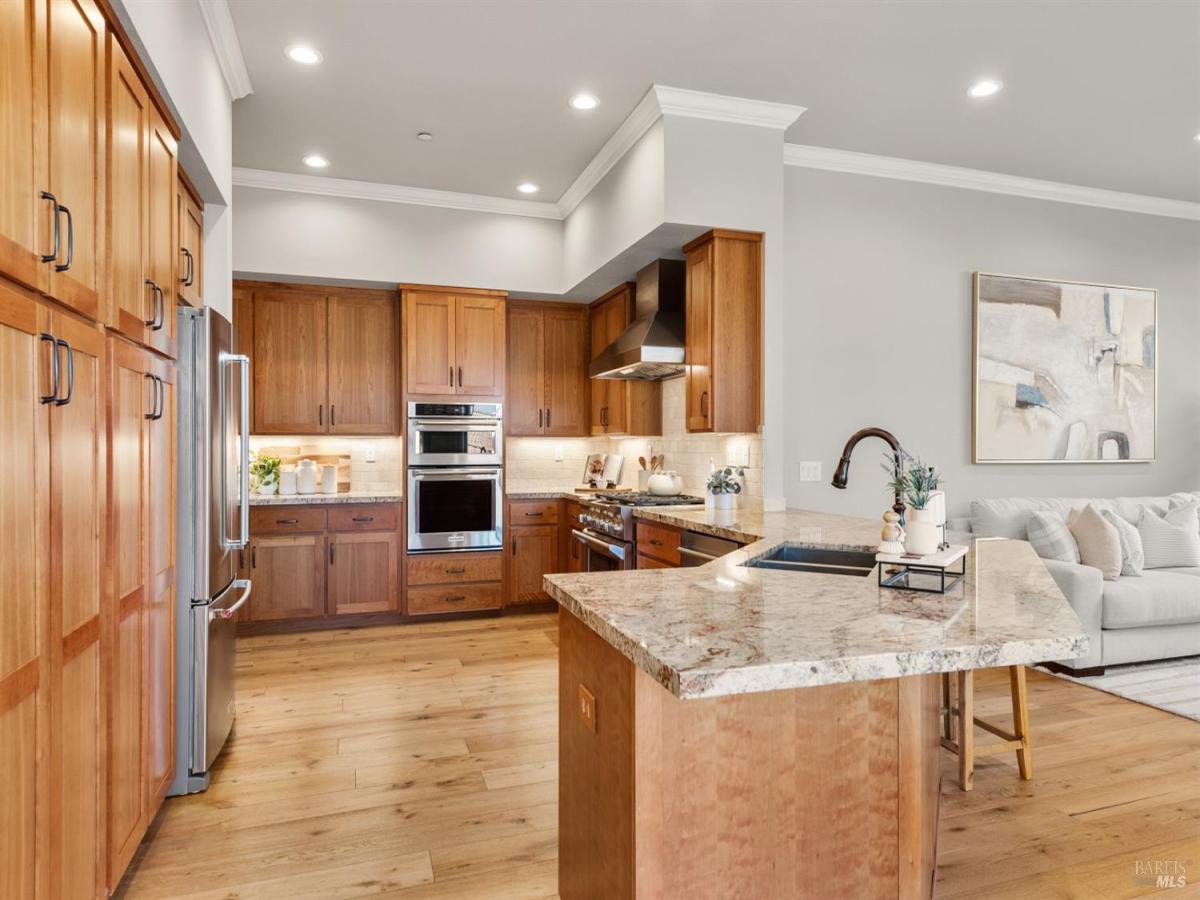 MLS #325087892 img 0