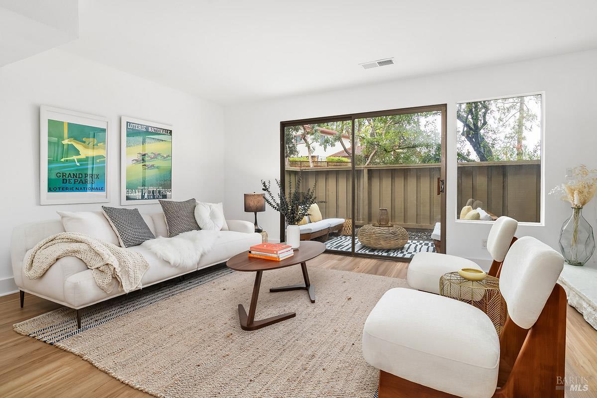 MLS #325088158 img 0