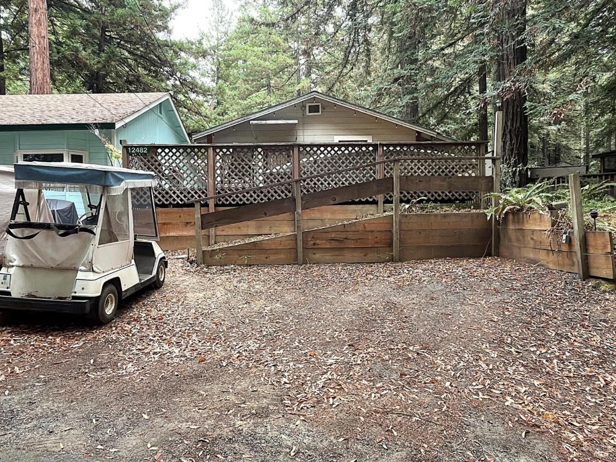 MLS #325088295 img 0