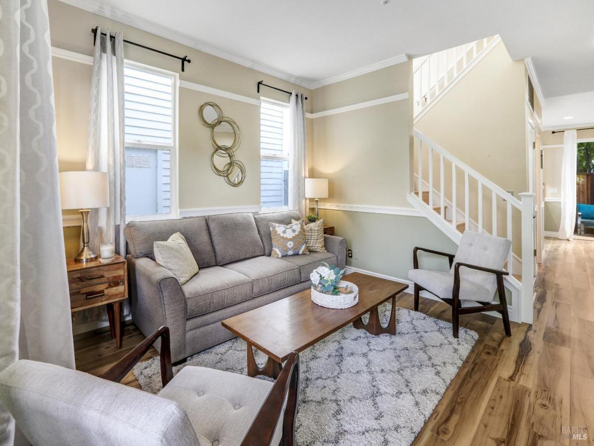 MLS #325088520 img 0