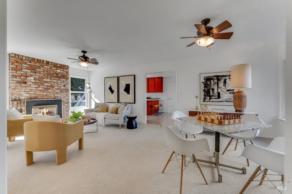 MLS #325088665 img 0