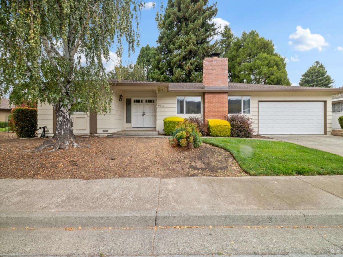 MLS #325089219 img 0