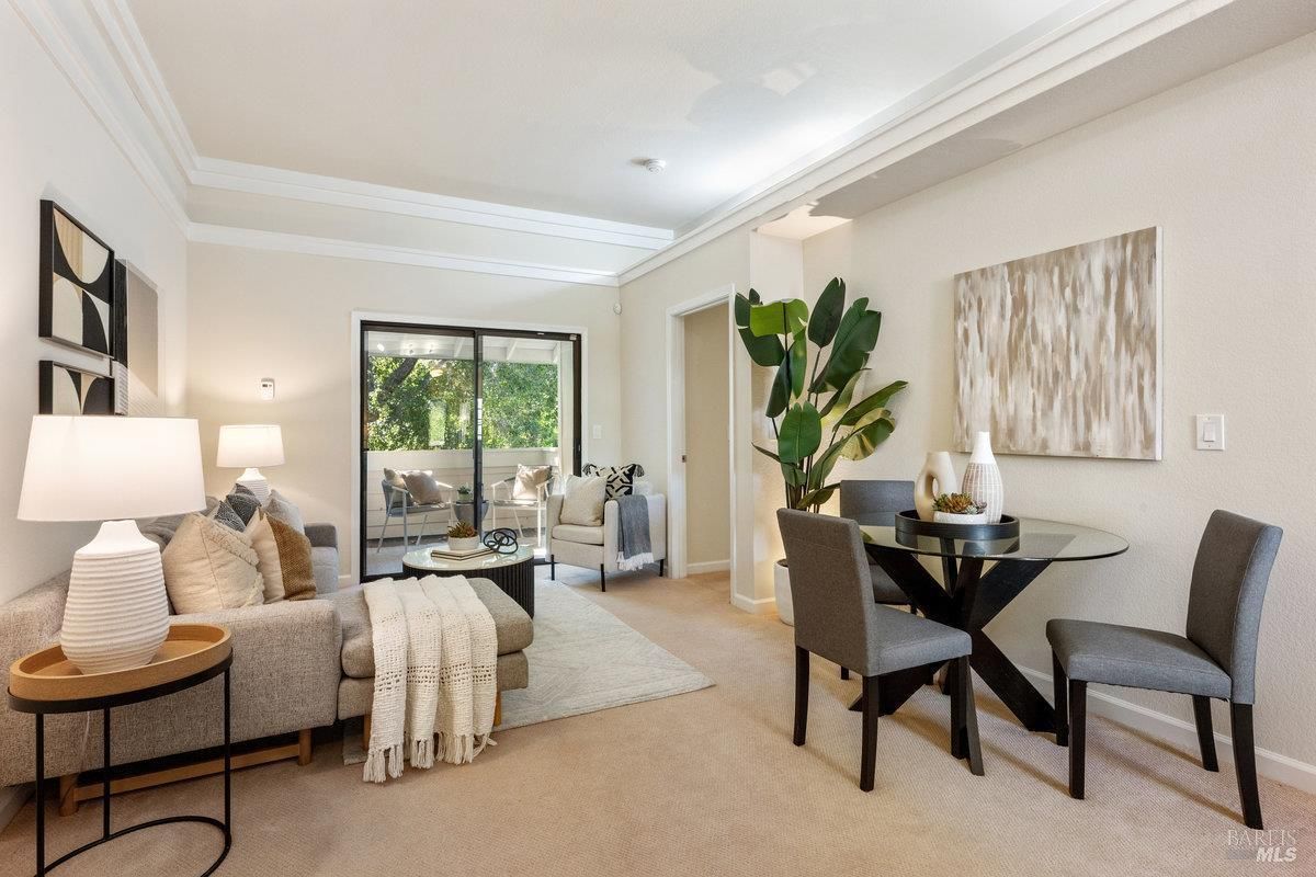 MLS #325089448 img 0