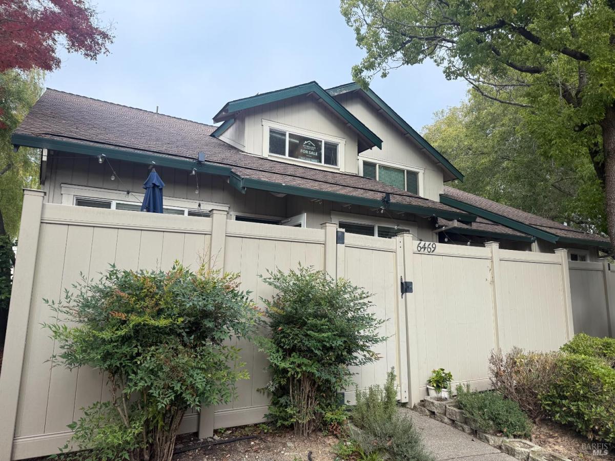 MLS #325089778 img 0