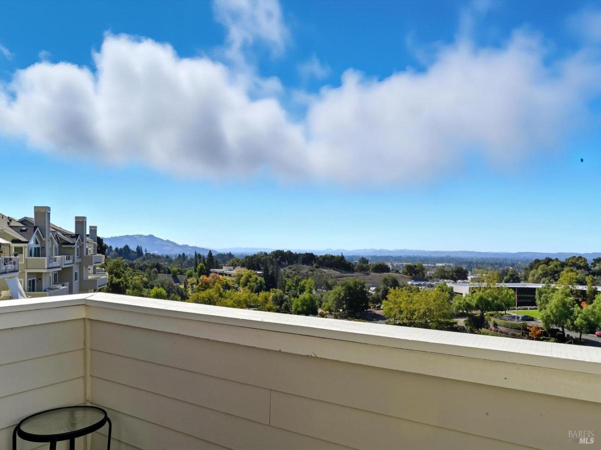 MLS #325089796 img 0