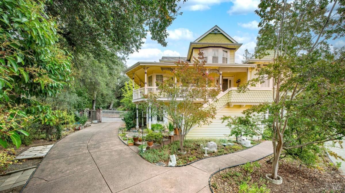 MLS #325090143 img 0