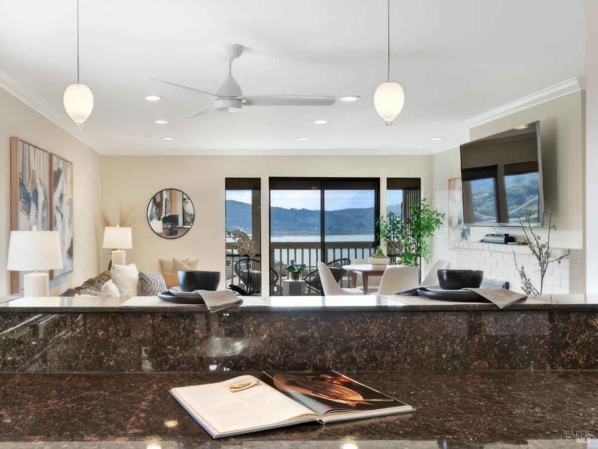 MLS #325090717 img 0