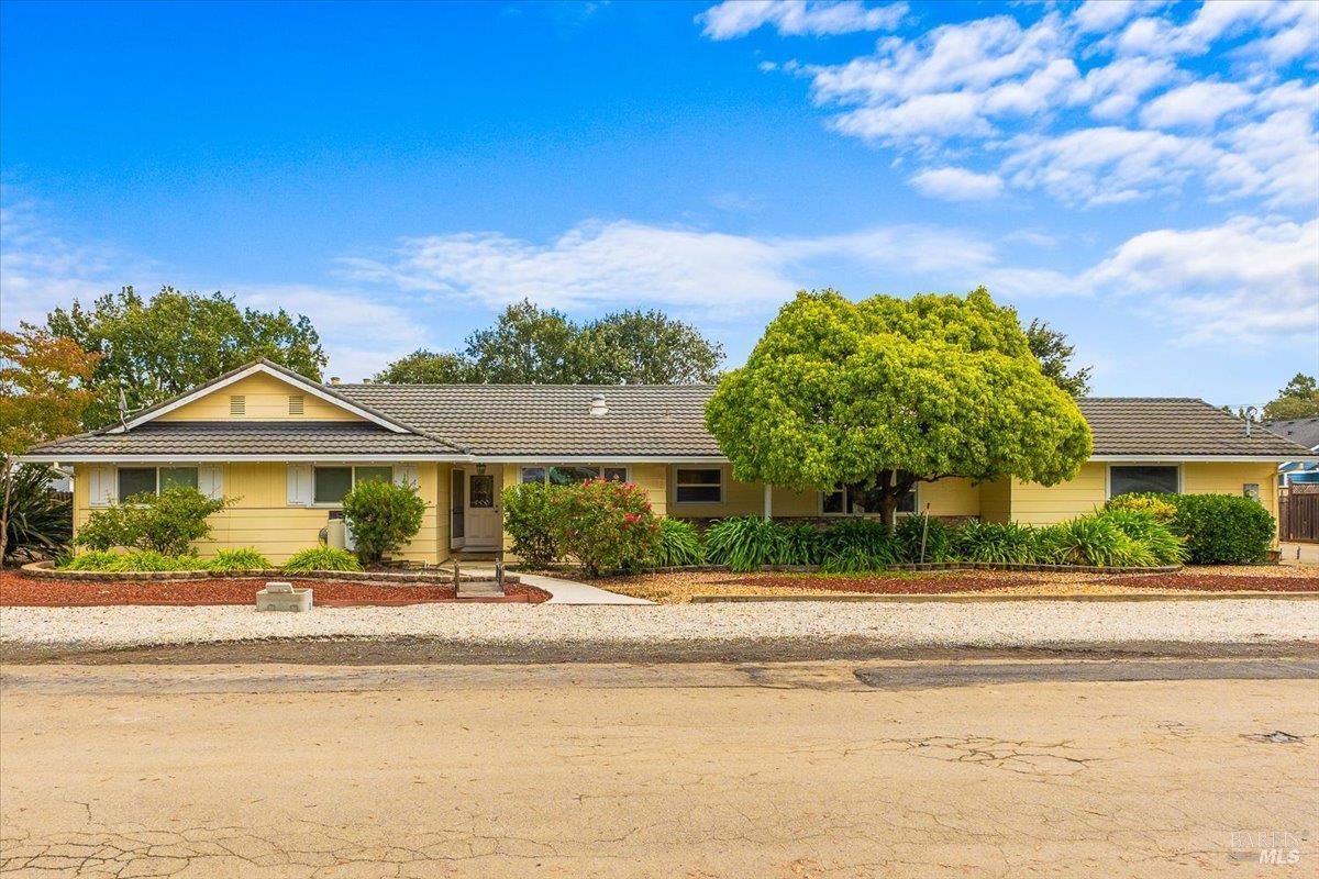 MLS #325090751 img 0