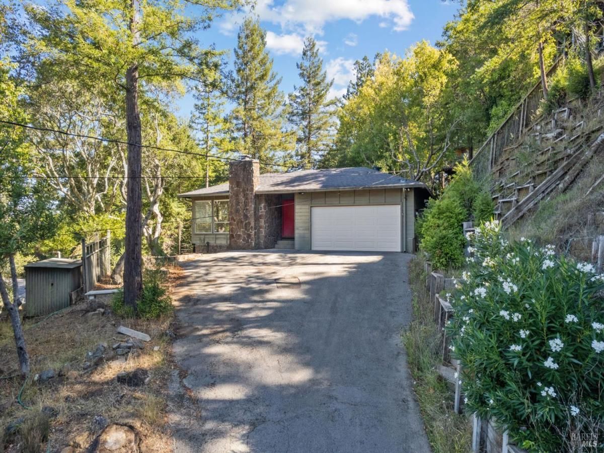 MLS #325091166 img 0