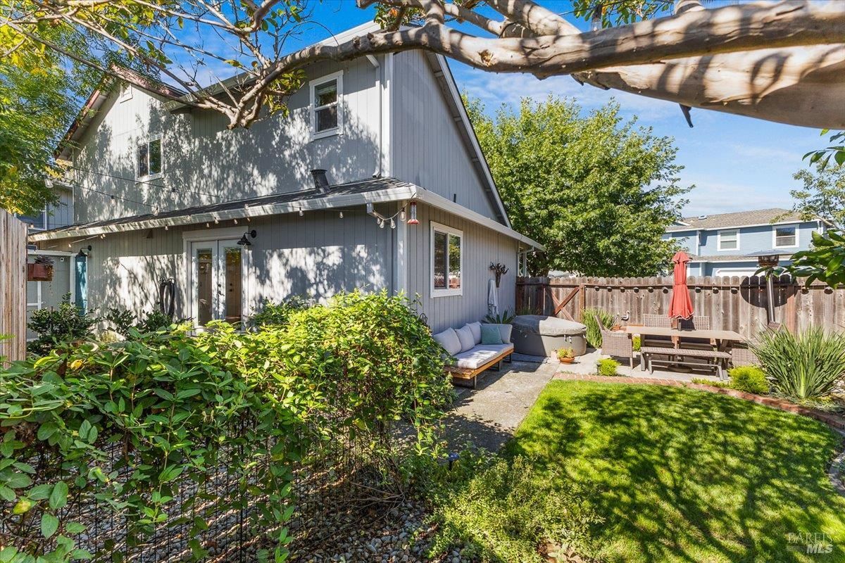 MLS #325091176 img 0