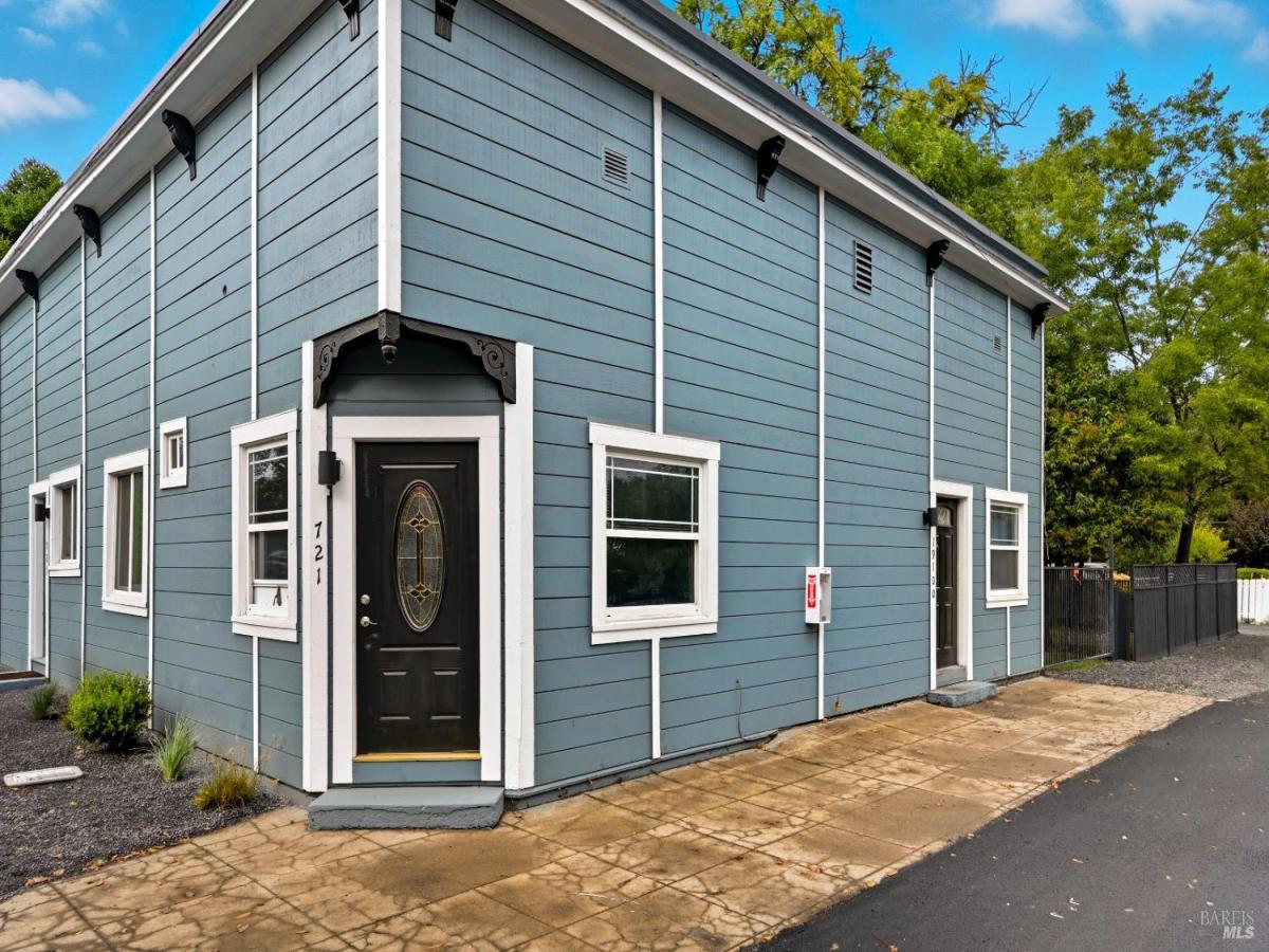 MLS #325091763 img 0