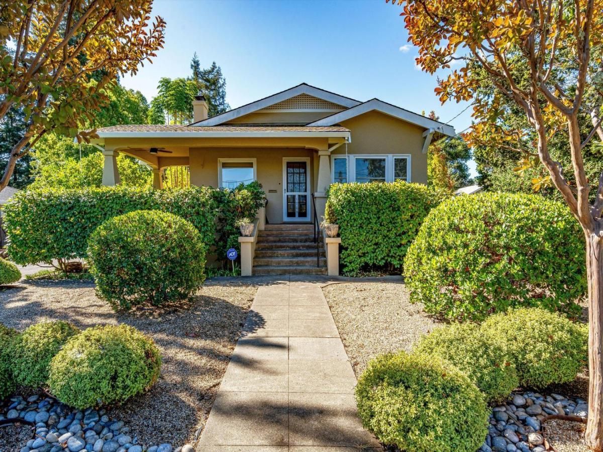 MLS #325092134 img 0