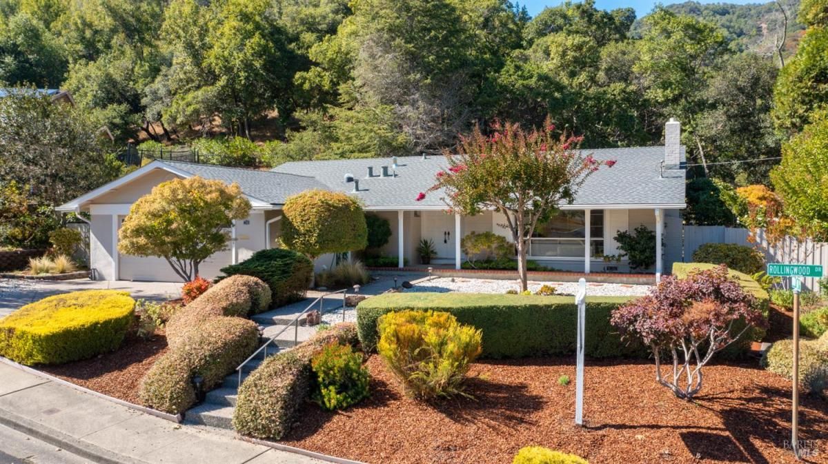 MLS #325092232 img 0