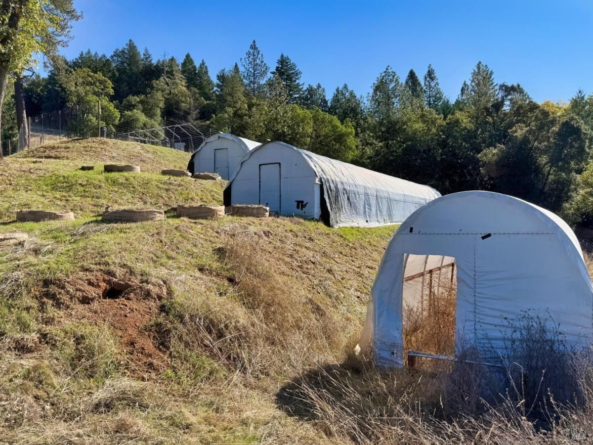 MLS #325092573 img 0